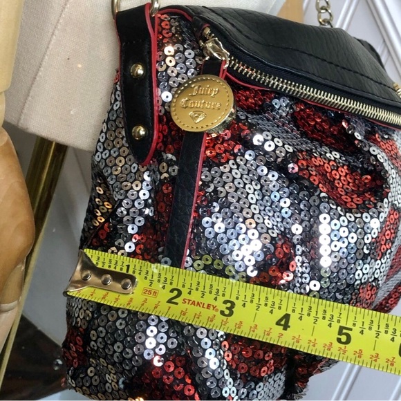 JUICY COUTURE Red Lipstick Kiss Lips Sequin Adjustable Crossbody Shoulder Bag - Picture 16 of 17